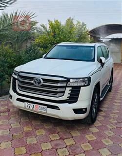 تويوتا لاندكروزر